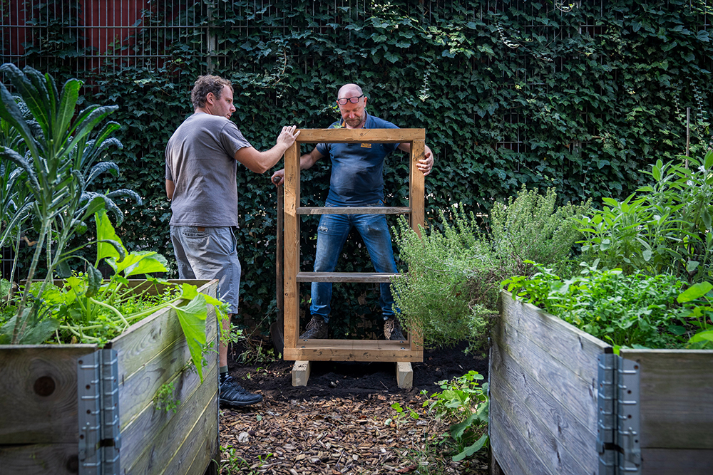 2023 Jos en Pierre Marie bouwen instectenhotel